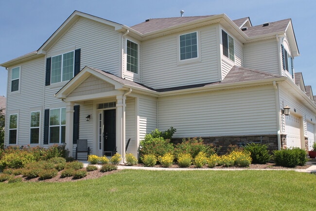 Primary Photo - 460 S Jade Ln