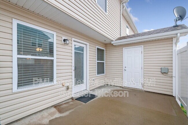 Building Photo - 3048 Burnt Pine Dr