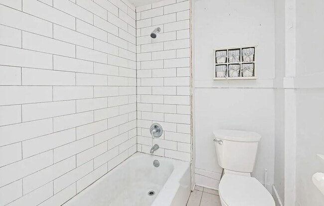 Building Photo - 191 Westfield St