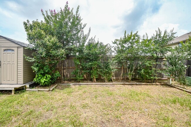 Building Photo - 17119 Hawks Landing Dr