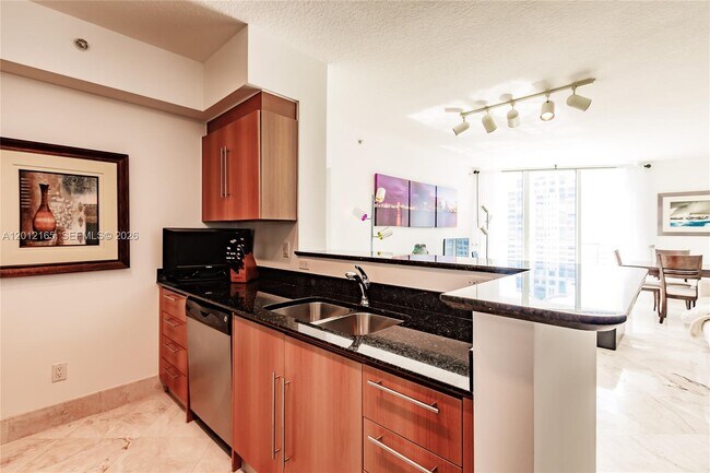 Building Photo - 325 S Biscayne Blvd