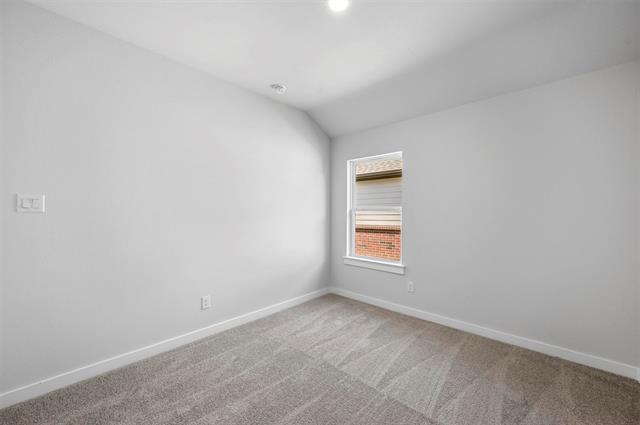 Building Photo - 413 Rose Ave
