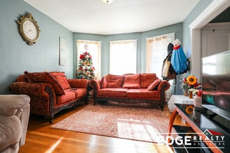 Building Photo - 6 Becket St