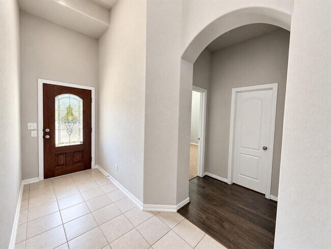 Building Photo - 6050 Malta Cir