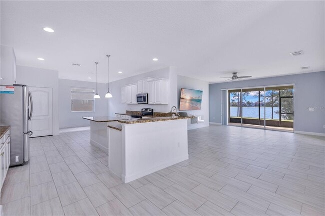 Building Photo - 2151 Crosston Cir