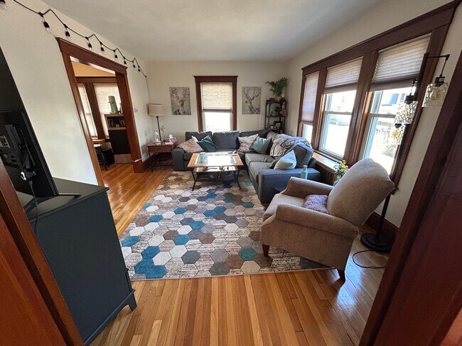 Building Photo - 19-21 Virgil Rd