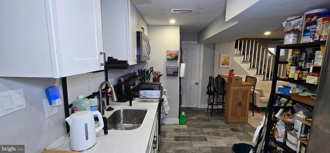 Building Photo - 7103 Greenvale Pkwy