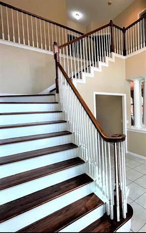 Building Photo - 18716 Greenside Dr