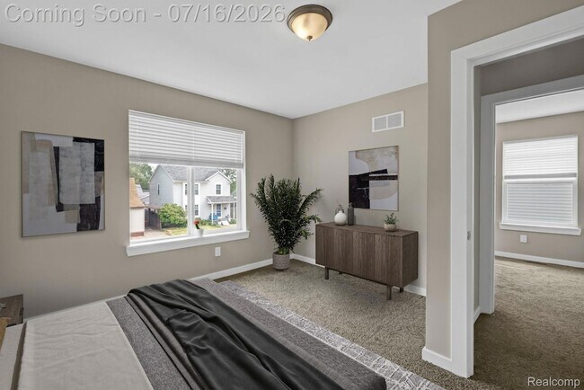 Building Photo - 534 E Brickley Ave