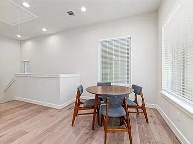 Building Photo - 148 Knightsbridge Park Ln