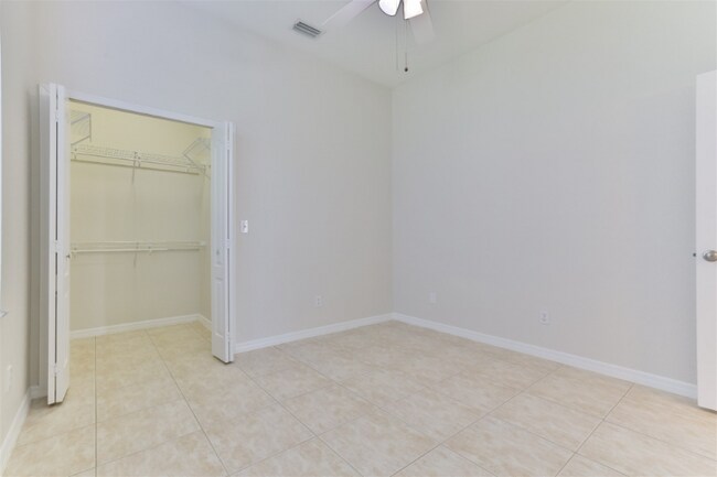 Building Photo - 1161 Siesta Key Cir
