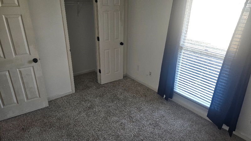 Building Photo - 152 Cooper Dr