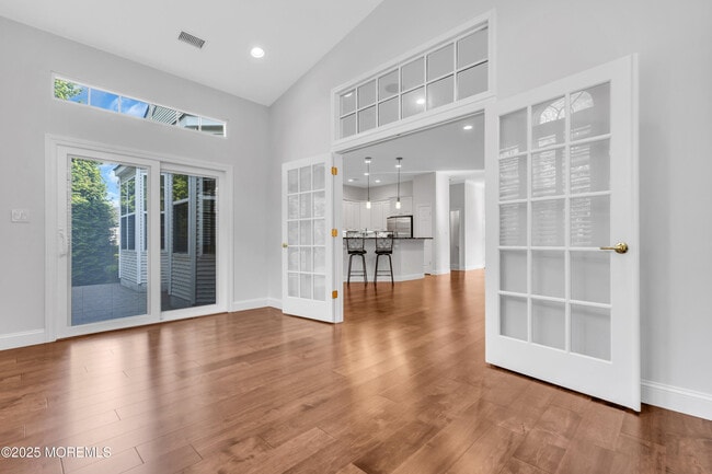 Building Photo - 8 Park Ridge Way