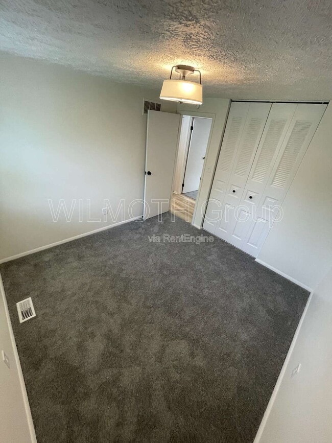 Building Photo - 7502 Turnberry Ct