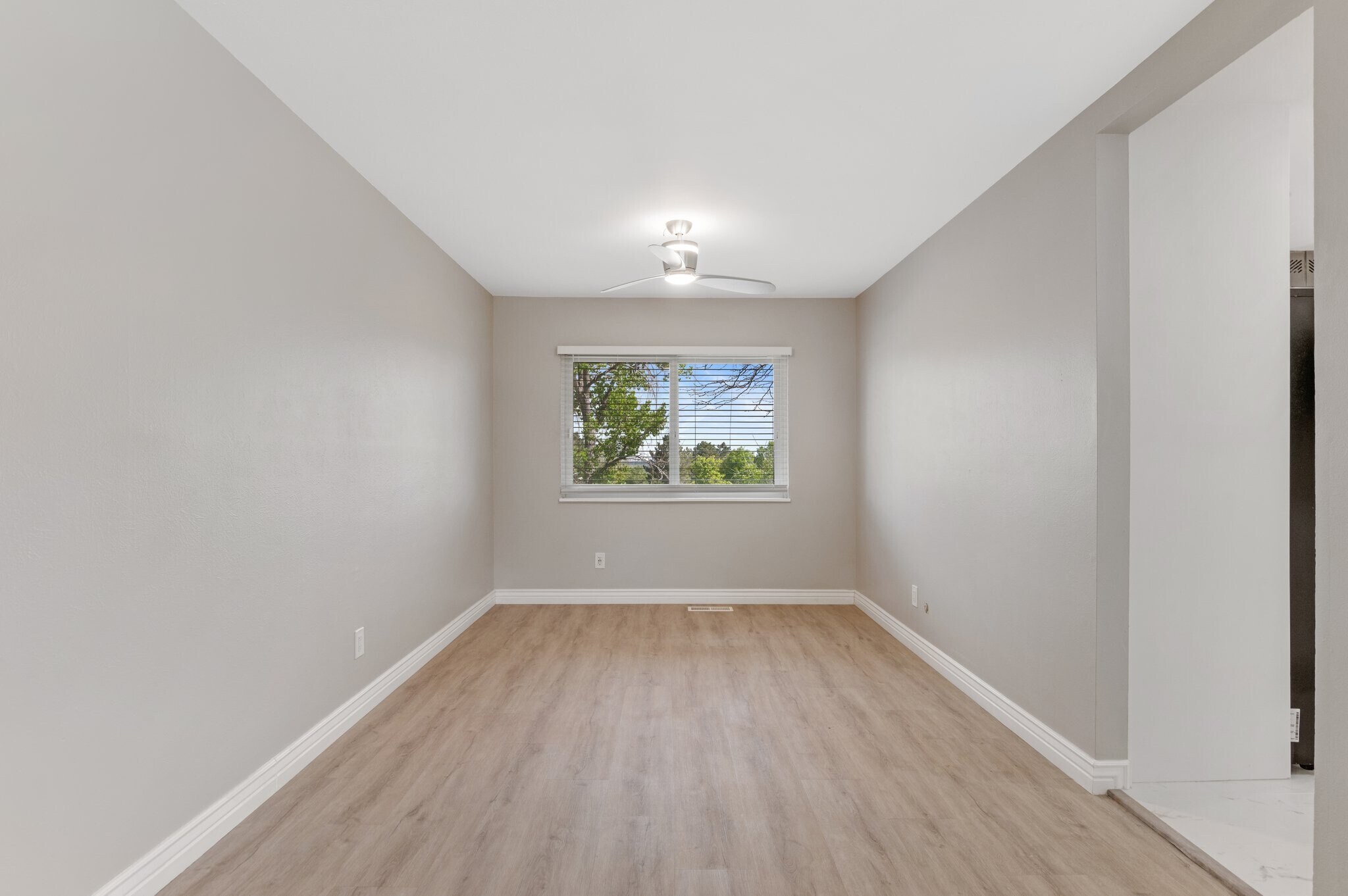 Building Photo - 12992 W Jewell Cir