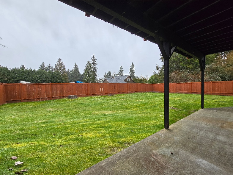 Building Photo - 9827 158th St E