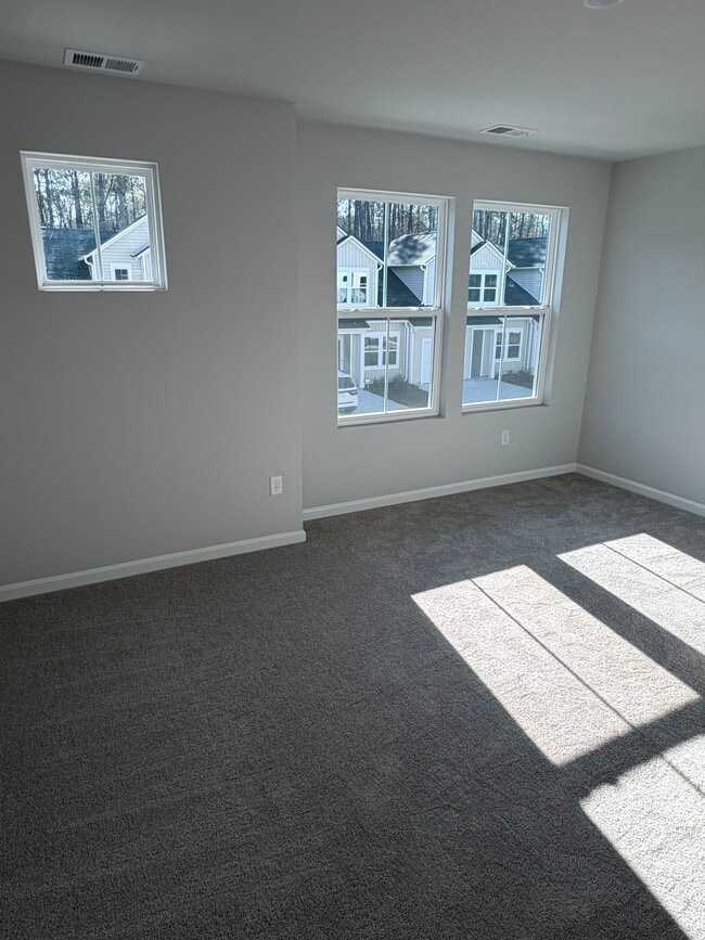 Building Photo - 1393 Speedway St