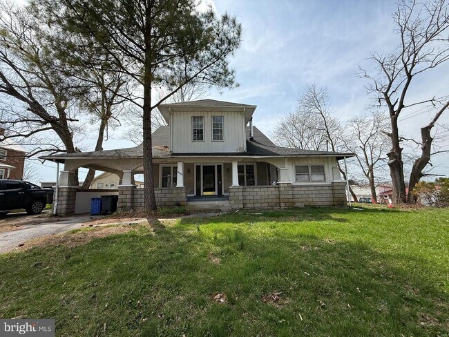 Building Photo - 3502 Littlestown Pike