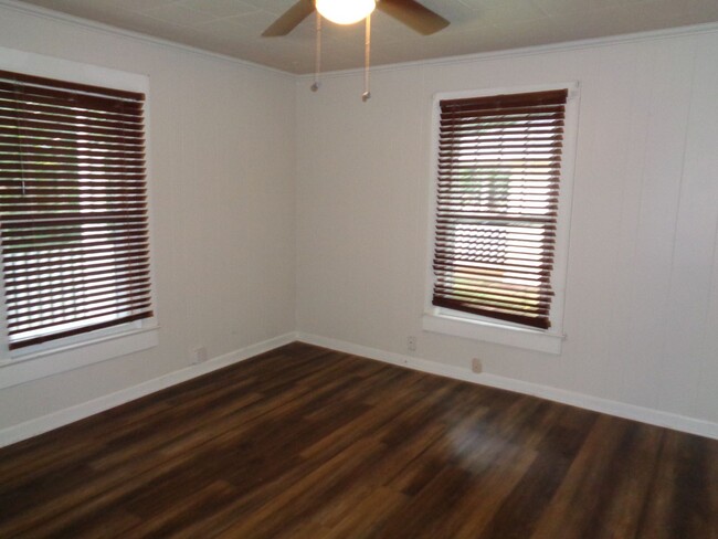 Building Photo - Cozy House for Rent in Kernersville