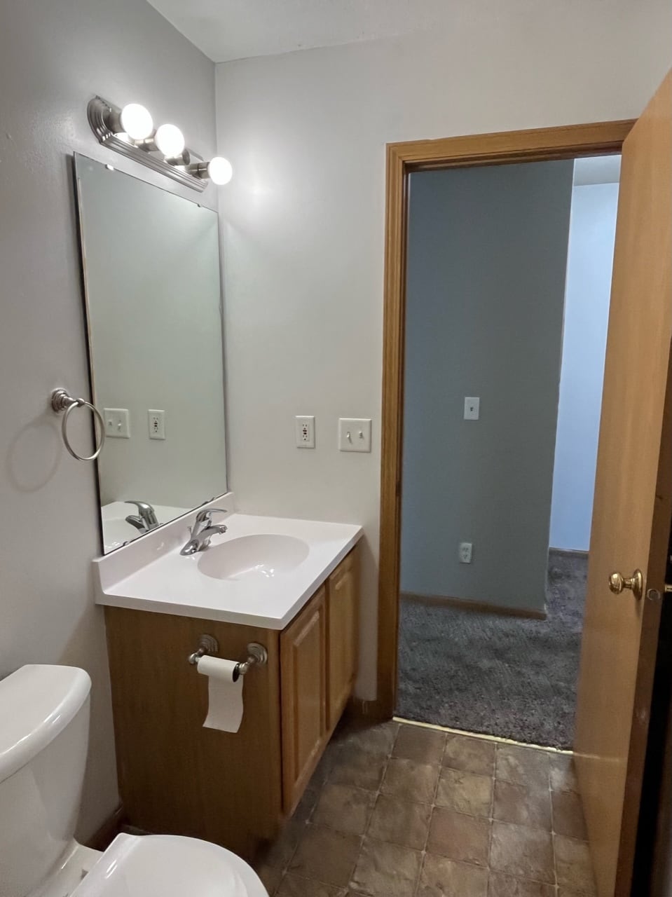 bathroom - 5315 Garden Plain Ave