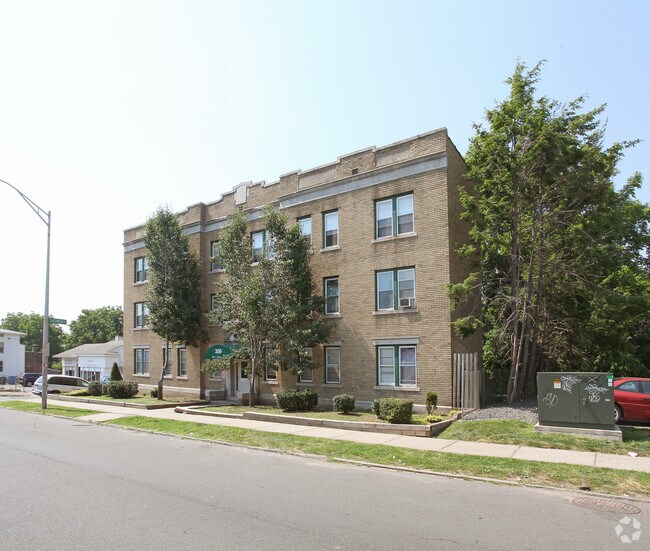 Building Photo - 359 W Main St