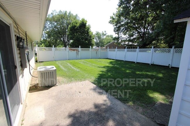 Building Photo - 2511 Lincoln Ave