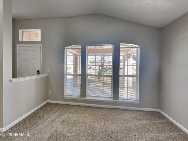 Building Photo - 938 Cherry Point Way