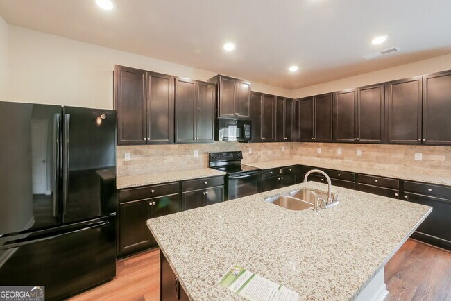 Building Photo - 12222 Shelby Ct