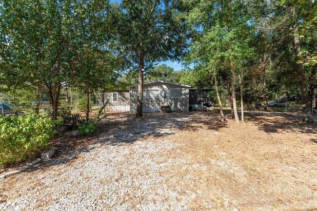 Building Photo - 4424 W Forest Rd