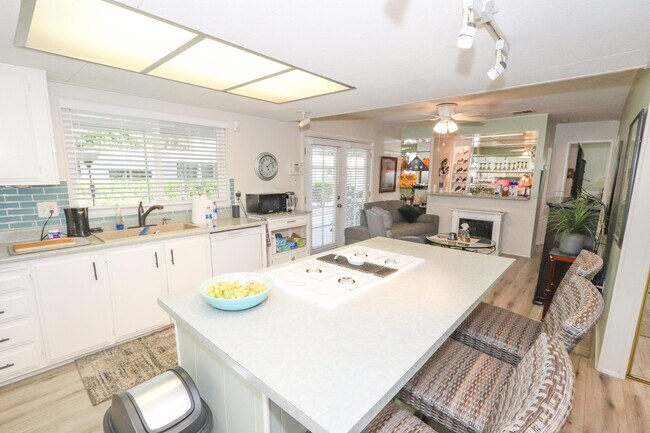 Building Photo - 209 Marisma Way