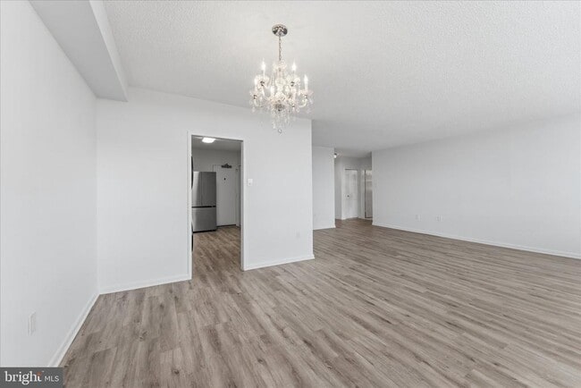 Building Photo - 3701 S George Mason Dr