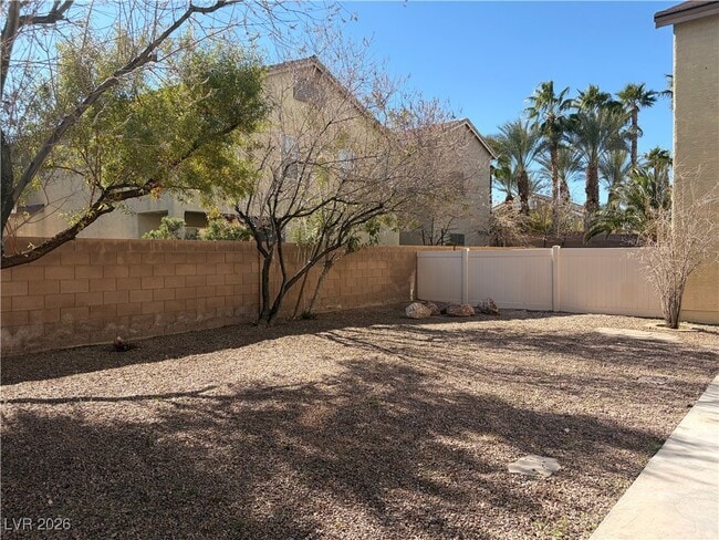 Building Photo - 2175 Low Creek Ct