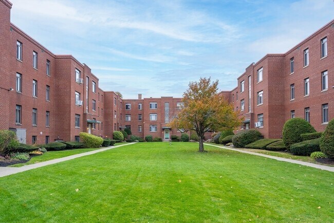 Building Photo - 20 N Ashland St