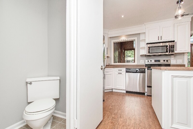 Building Photo - 1825 Sussex Rd