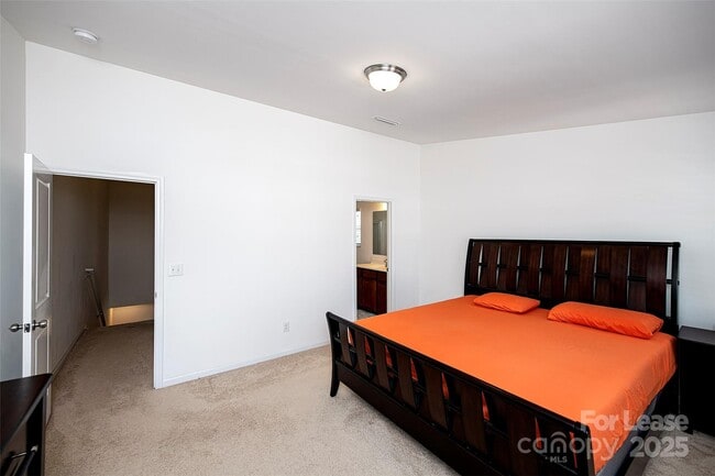 Building Photo - 13406 Calloway Glen Dr