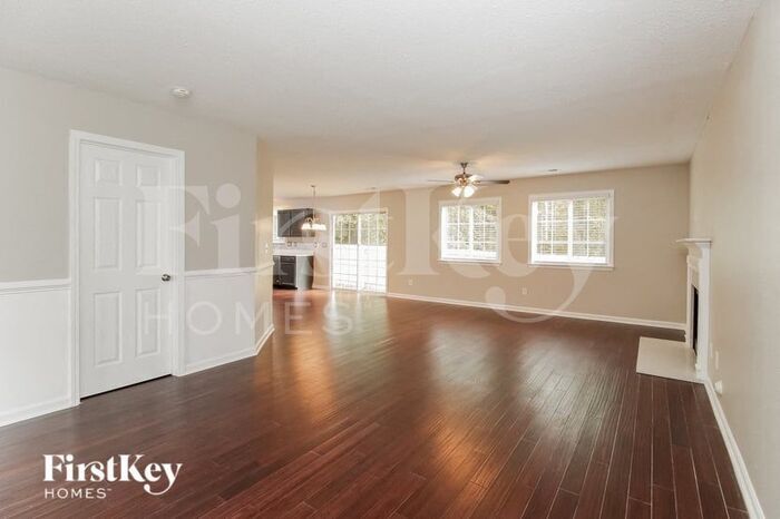 Building Photo - 2900 Sussex Dr