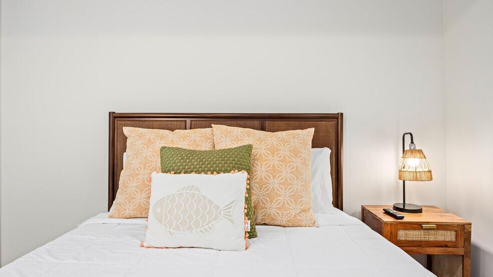 Building Photo - 54 Wesley Rd