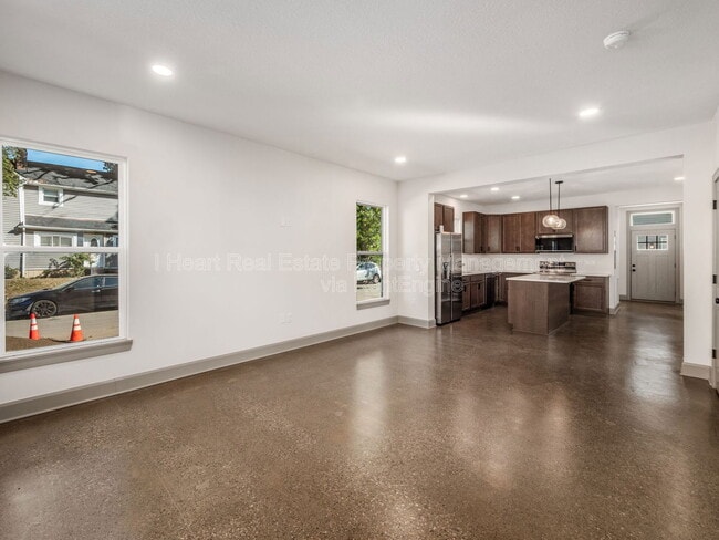 Building Photo - 130 N Guilford Ave