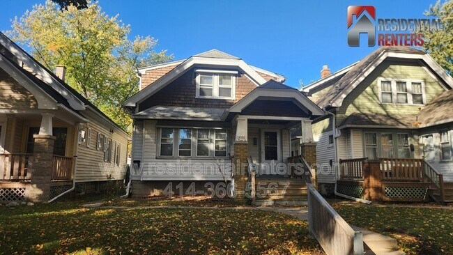 Primary Photo - 5435A N 40th St