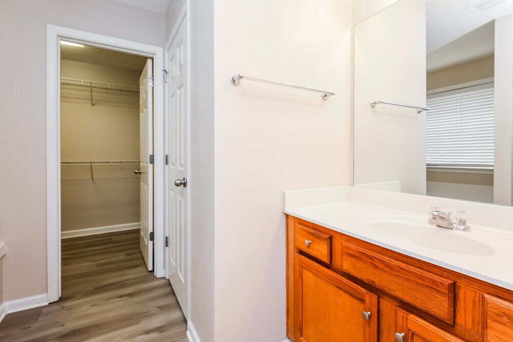 Building Photo - 2740 Gatewater Ct