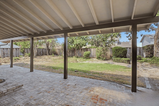 Building Photo - 5291 Crestline Way