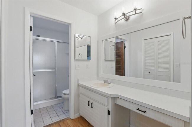 Building Photo - 449 Meadowood Blvd