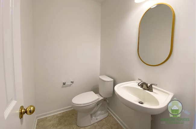 Building Photo - 17 Hawkesbury Rd