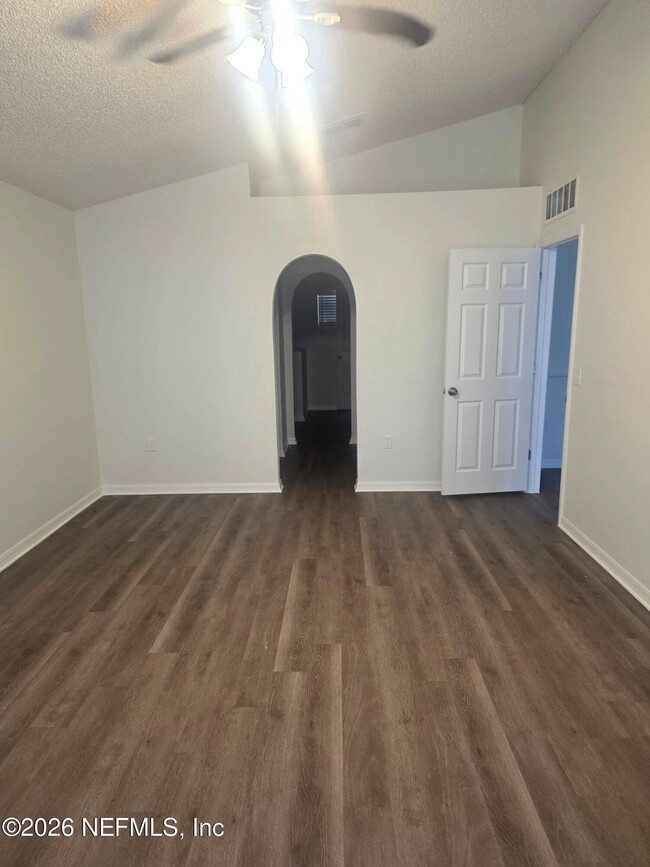 Building Photo - 4131 Woodley Creek Rd