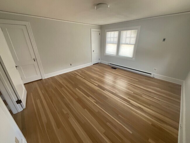 Building Photo - 0 Macdonough Place