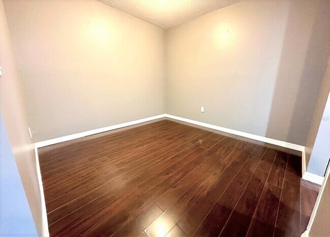 Building Photo - 3805 Cortez Cir