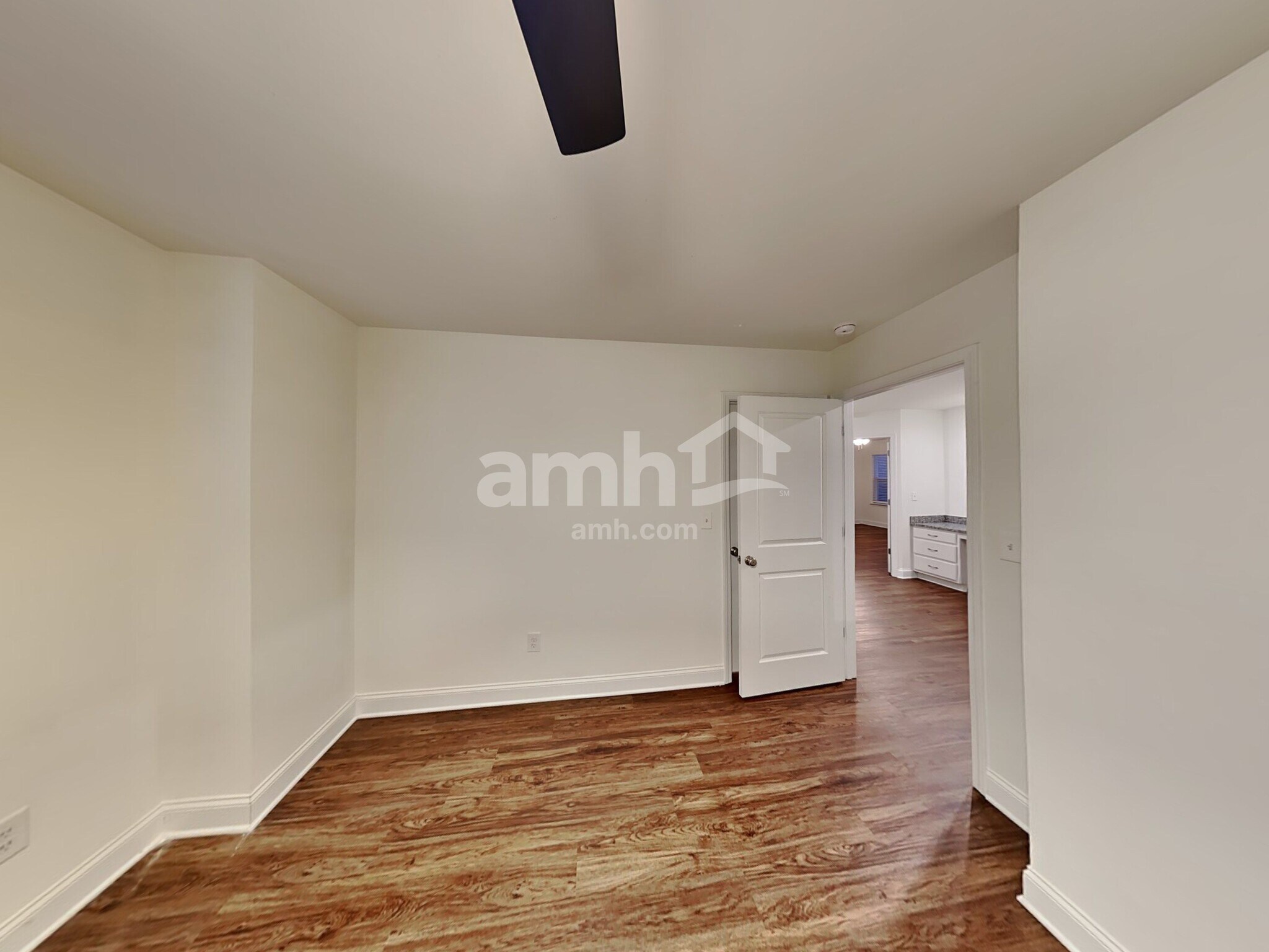 Building Photo - 124 Rivulet Dr