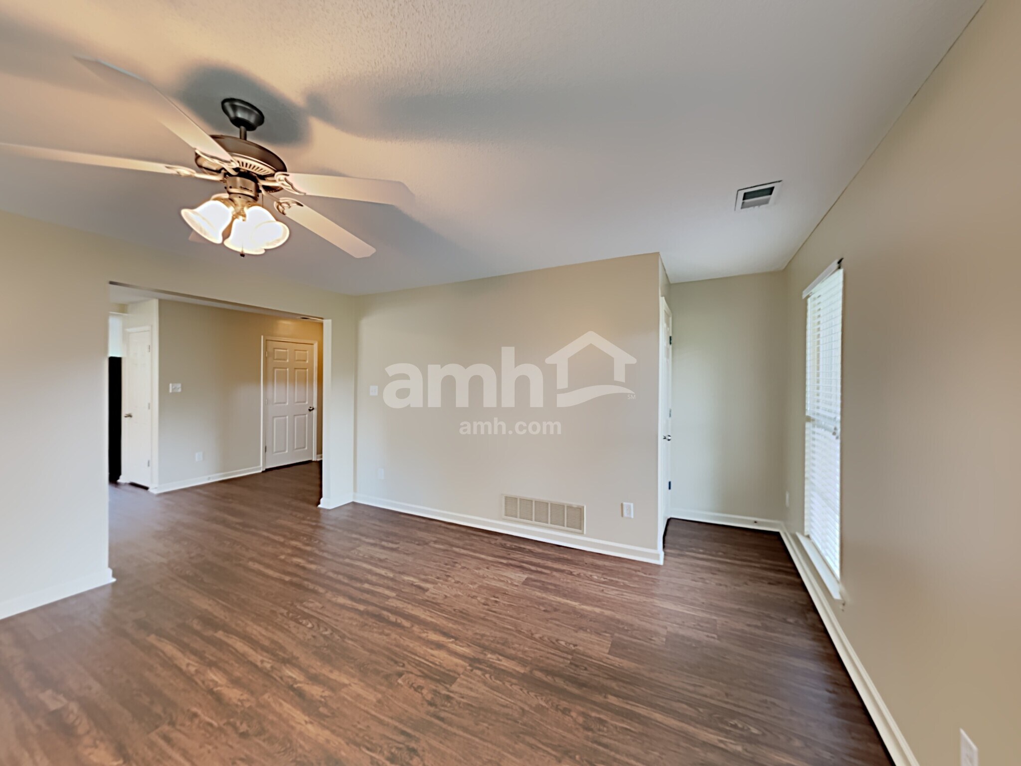 Building Photo - 6620 Hollister Ln