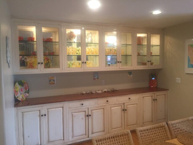 Building Photo - 416 Virginia St