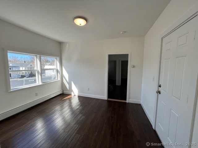 Building Photo - 920 Maplewood Ave